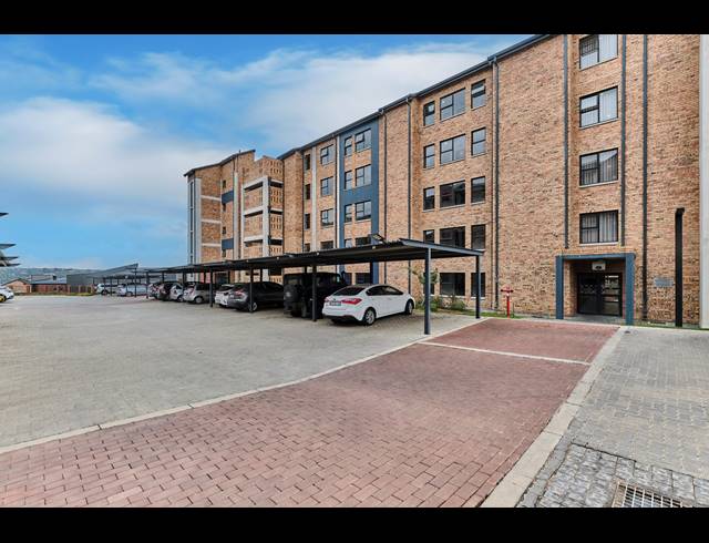 2 BEDROOM APARTMENT FOR SALE IN NORTHGATE